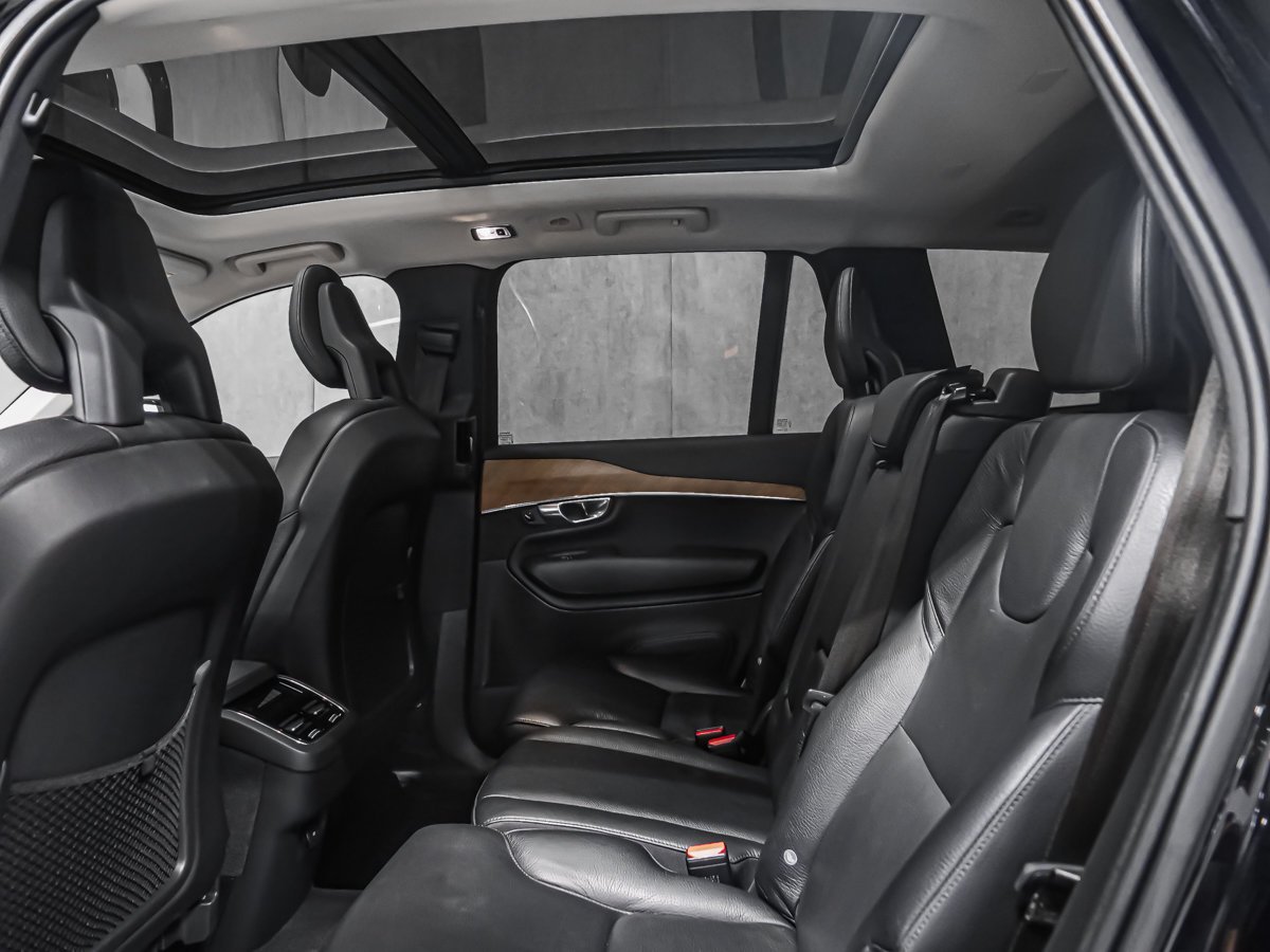 2021 Volvo XC90 T6 MOMENTUM CLIMAT HARMAN KARDON Black Montreal - photo #14