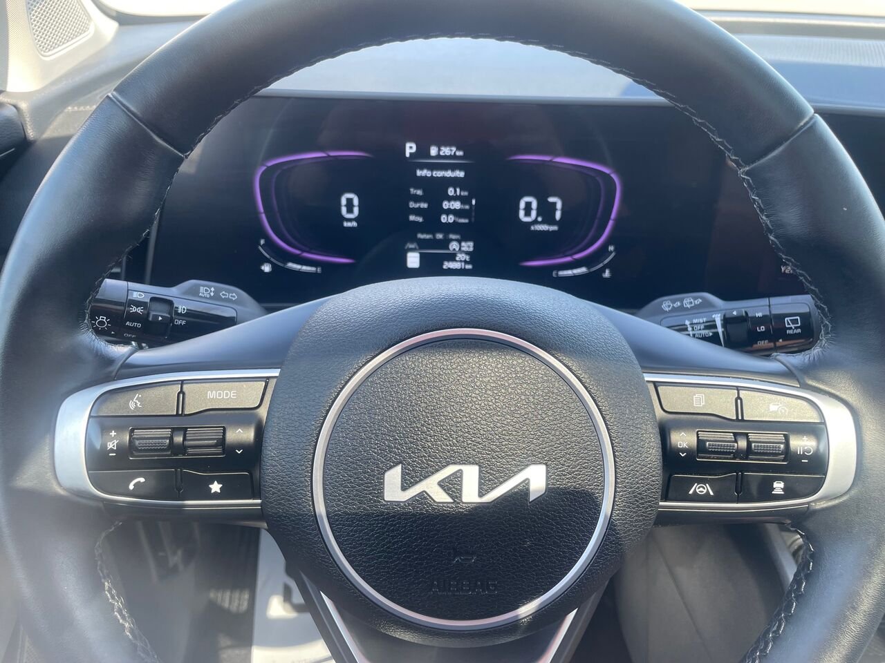 Kia Sportage 2025 Bleu Lac Mégantic - photo #9
