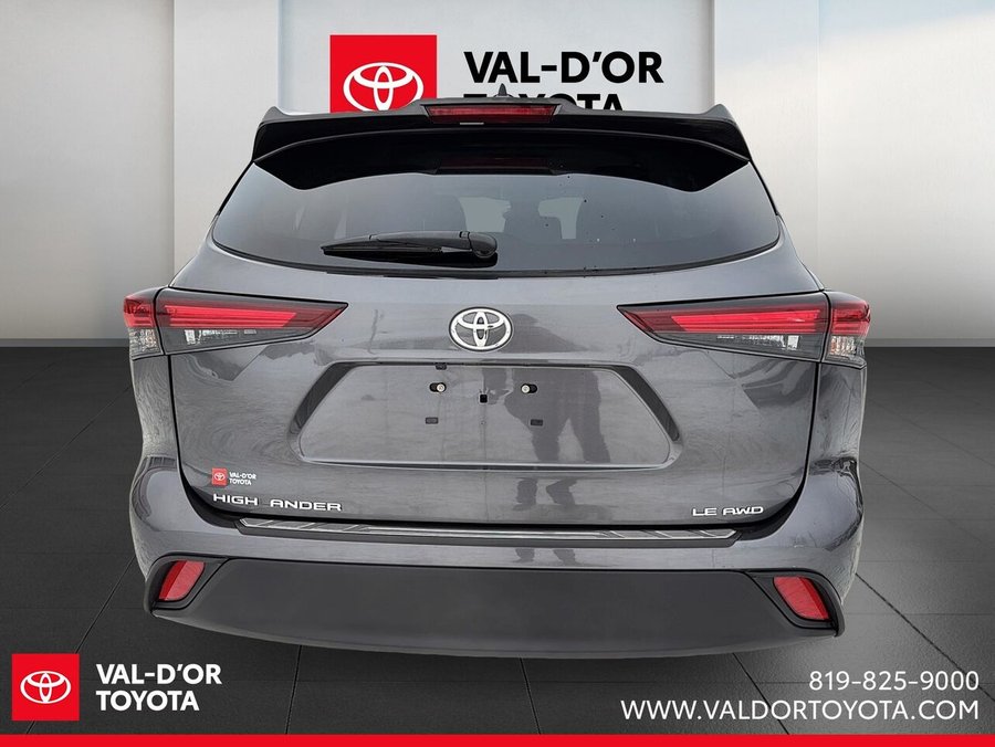 Toyota Highlander AWD LE AWD 2024 2024 Gris magnétique métallisé