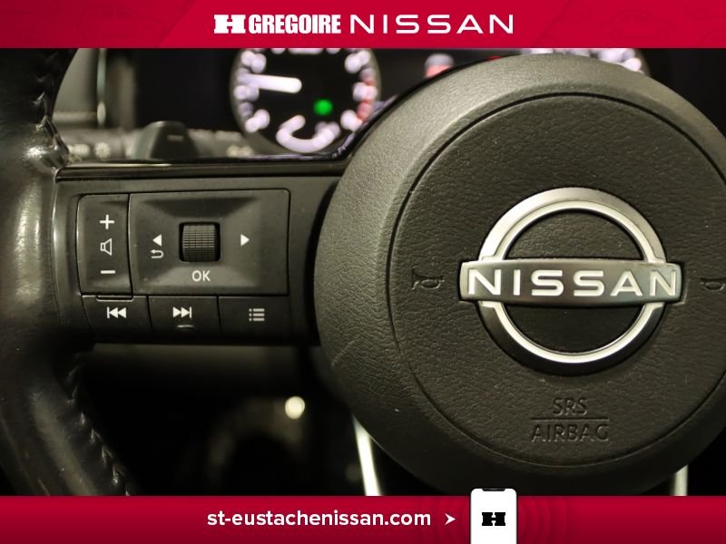2022 Nissan Pathfinder White Laval - photo #17