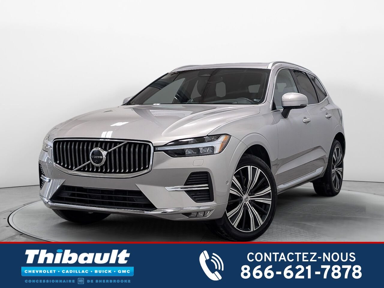 VOLVO XC60 Ultimate Bright Theme AWD Toit Pano Sièges Chauffants 2023 Gris Sherbrooke - photo #0