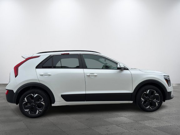 Kia Niro EV Wind+ POMPE CHALEUR PNEUS D'HIVER PAS ACCIDENTE 2024 Blanc