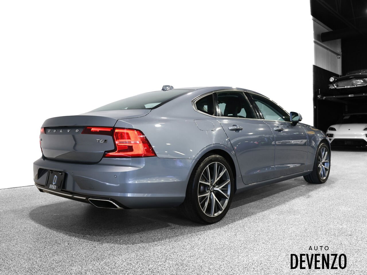 2017 Volvo S90 Blue Saint-Eustache - photo #2