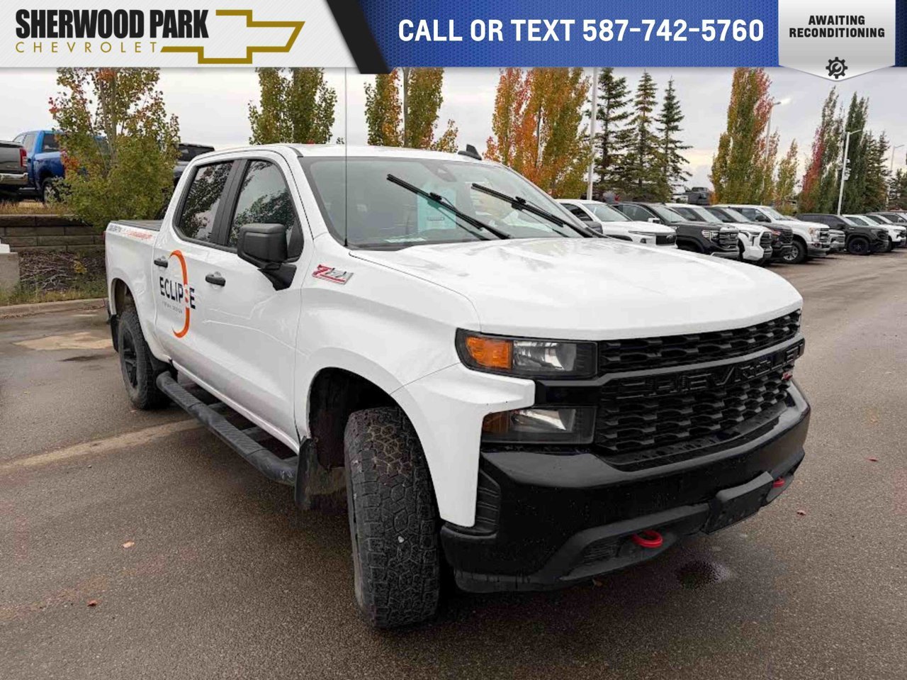 2022 Chevrolet Silverado 1500 LTD 4WD Crew Cab 147 Custom Trail Boss White Sherwood Park - photo #0