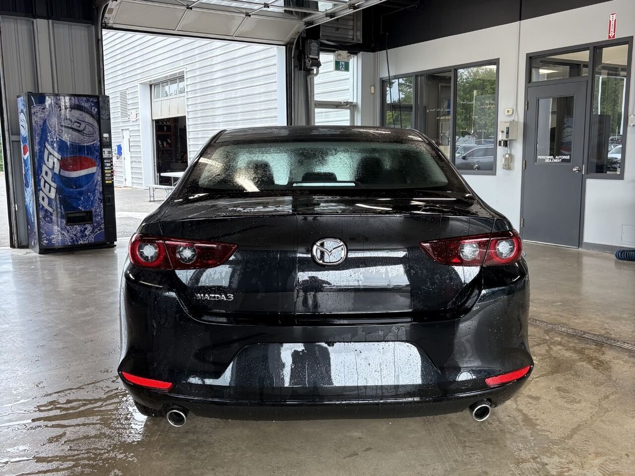 2026 MAZDA Mazda3 GS Jet Black Mica Châteauguay - photo #4