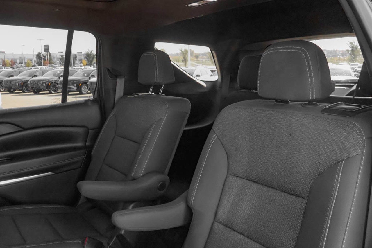 2025 Chevrolet Traverse AWD 4dr LT Black Sherwood Park - photo #31