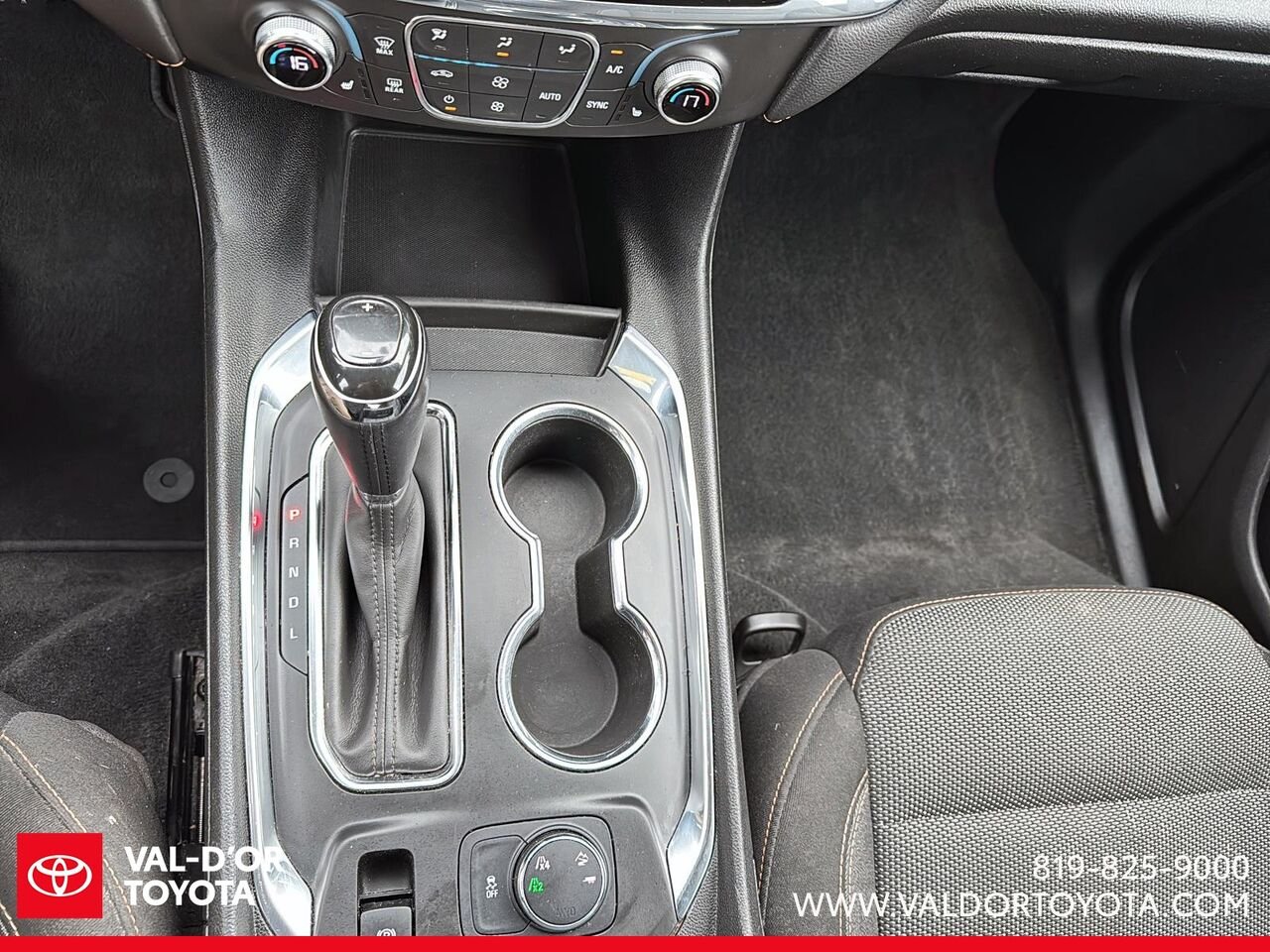 Chevrolet Traverse LT tissu 4 portes TI avec 1LT 2019 Noir Val-d'Or - photo #11