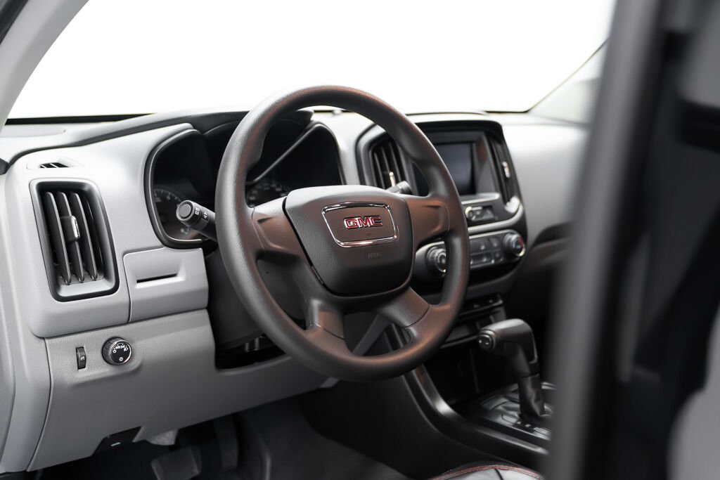 GMC Canyon 2021 Noir Saint-Eustache - photo #16