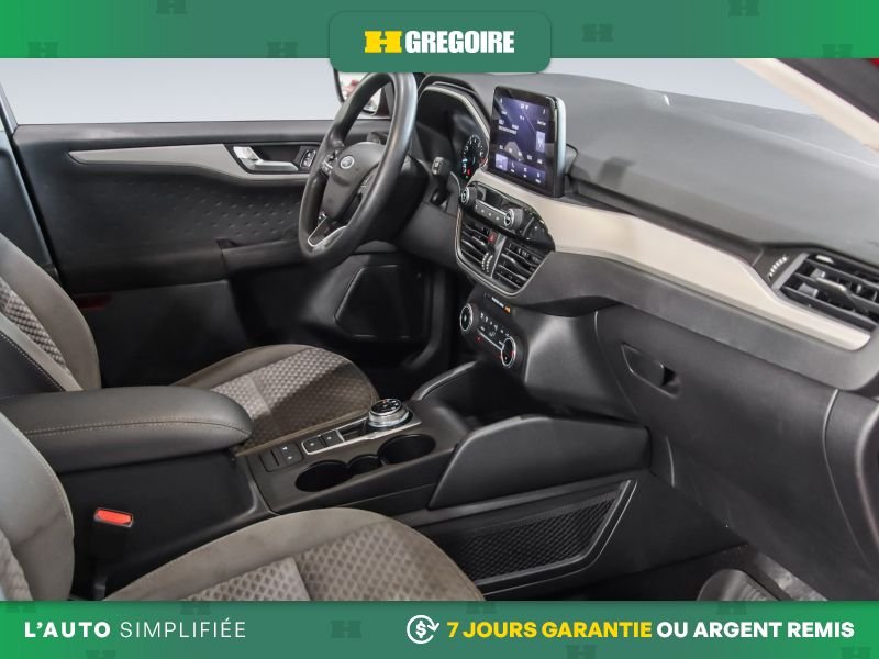 2020 Ford Escape Red Saint-Eustache - photo #30