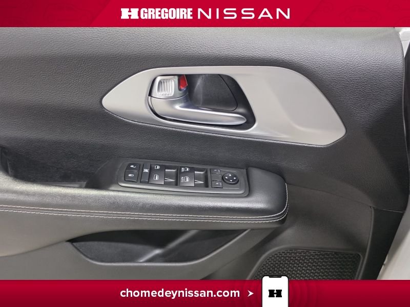2019 Chrysler Pacifica White Saint-Eustache - photo #42