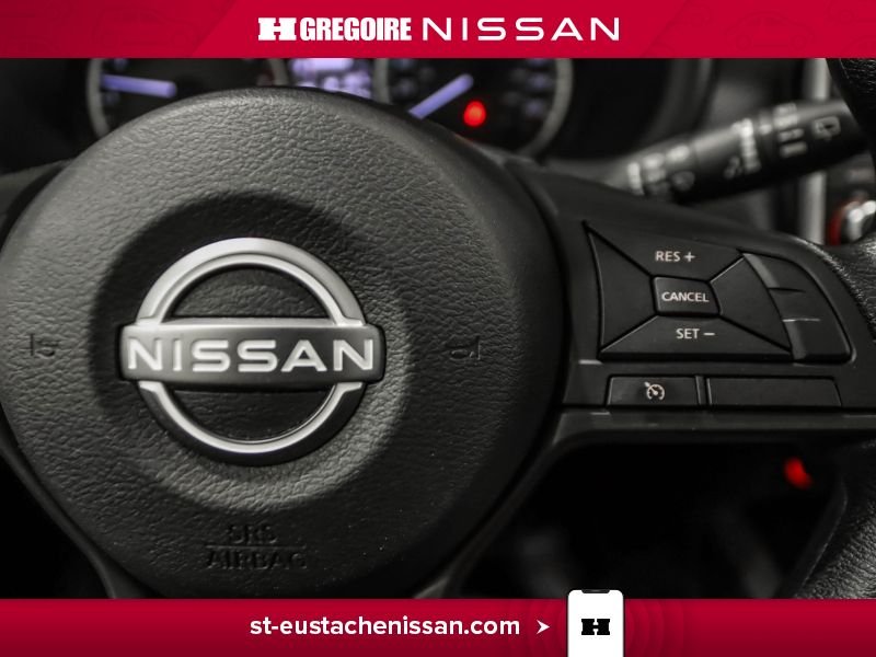 2024 Nissan Kicks White Saint-Eustache - photo #18