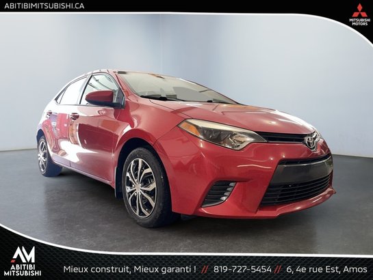 2016 Toyota COROLLA LE Red