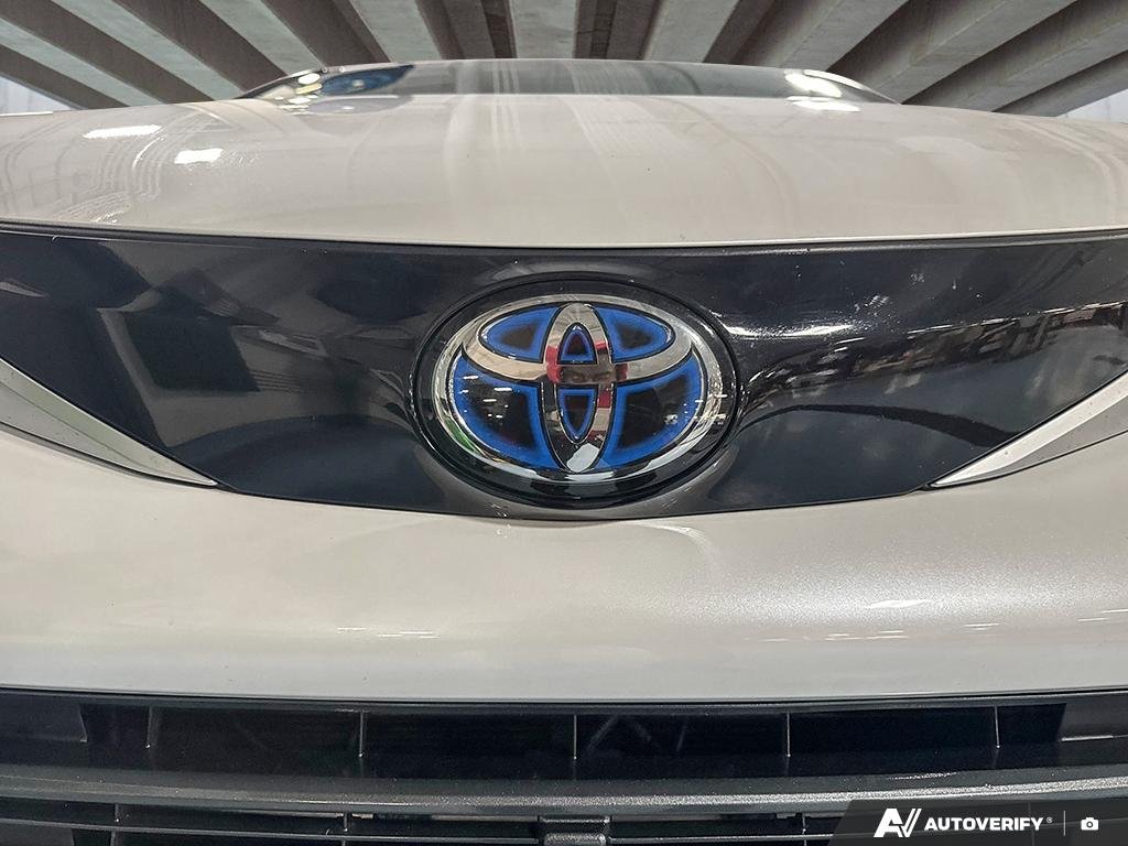 2024 Toyota Sienna 2602477A | Limited | JRKE4C White Edmonton - photo #7