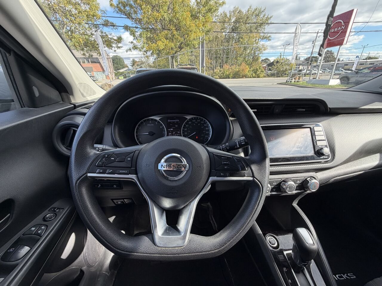 Nissan Kicks jamais accidenté un seul propriétaire bluetooth caméra de recul 2021 Gris Châteauguay - photo #16