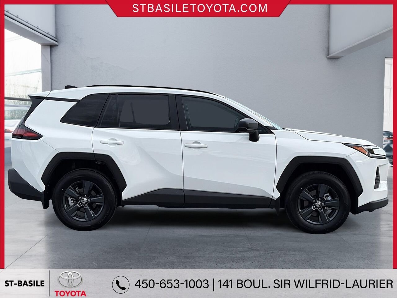 2026 Toyota RAV4 Hybrid White Saint-Basile-le-Grand - photo #2