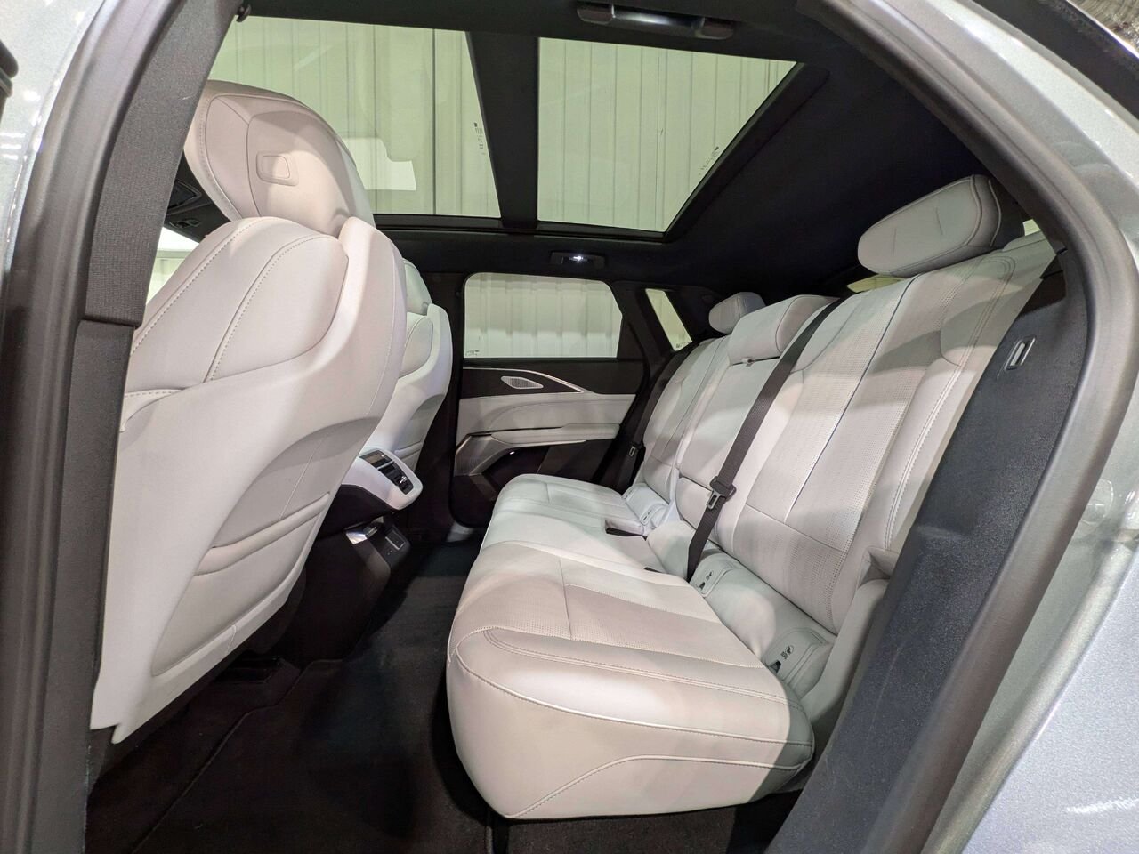 Cadillac LYRIQ 4dr Sport w/1SK 2024 Argent Val-David - photo #11