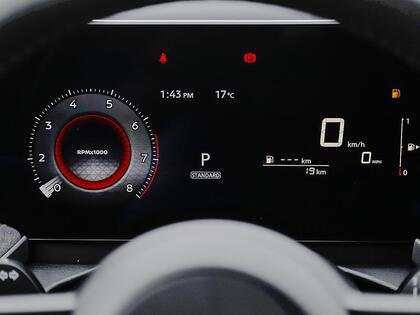 2026 Nissan Kicks Aspen White TriCoat/Super Black Blainville - photo #13