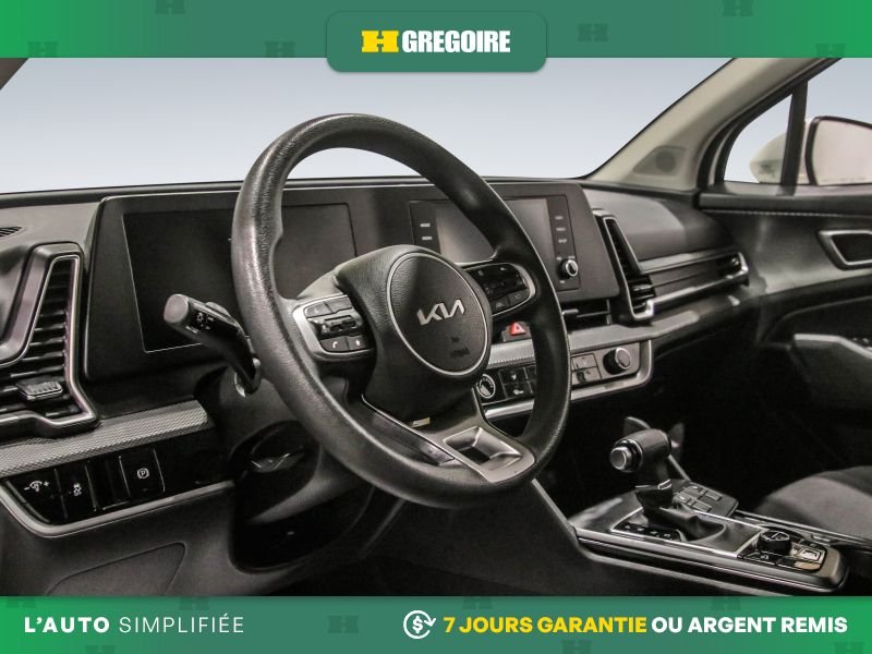 2023 Kia Sportage White Saint-Eustache - photo #11