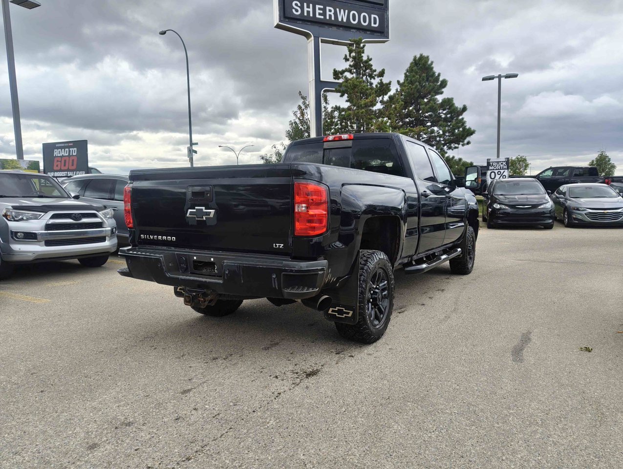 2019 Chevrolet Silverado 2500HD 4WD Crew Cab 153.7 LTZ Black Sherwood Park - photo #5