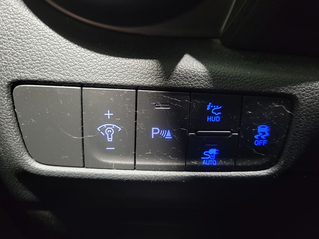 2022 Hyundai Kona Electric Blue  - photo #17