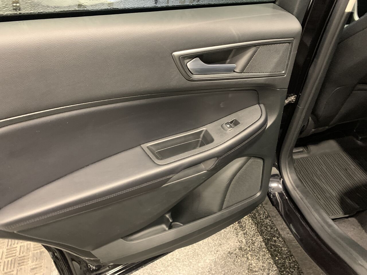 Ford Edge SE AWD SE + AWD + ANDROID + CARPLAY 2023 Noir Châteauguay - photo #21