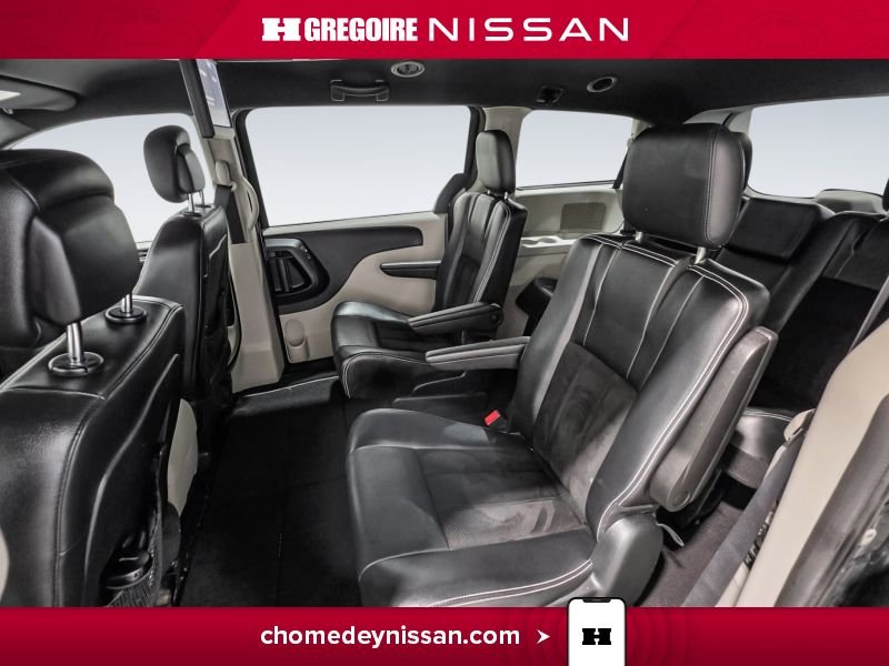 2017 Dodge GR Caravan Black Laval - photo #23