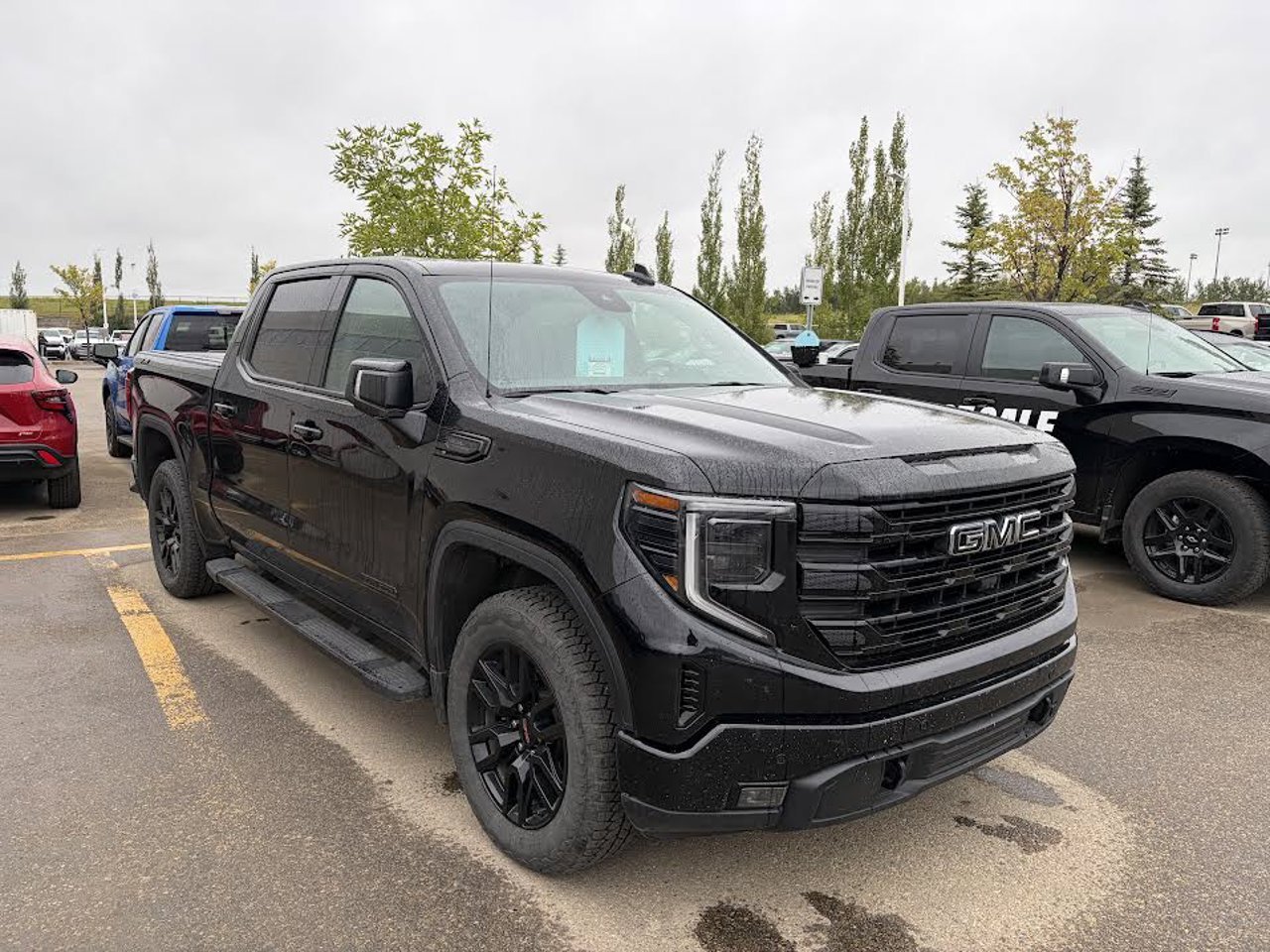 2026 GMC Sierra 1500 4WD Crew Cab 147 Elevation Black Sherwood Park - photo #1