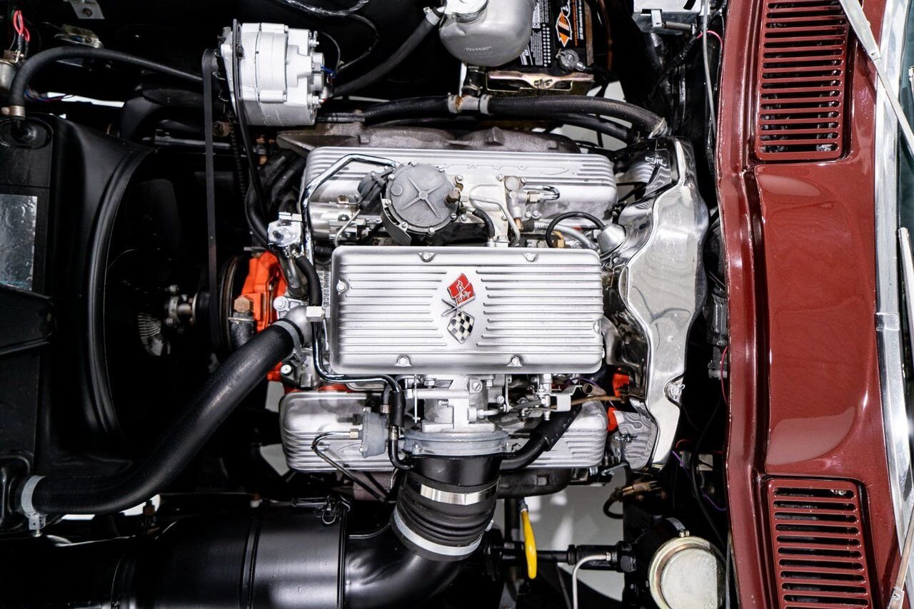Chevrolet Corvette Fuelie Matching# HG Suffix 327/375HP **PRICE IN USD** 1965 Rouge Montréal - photo #18