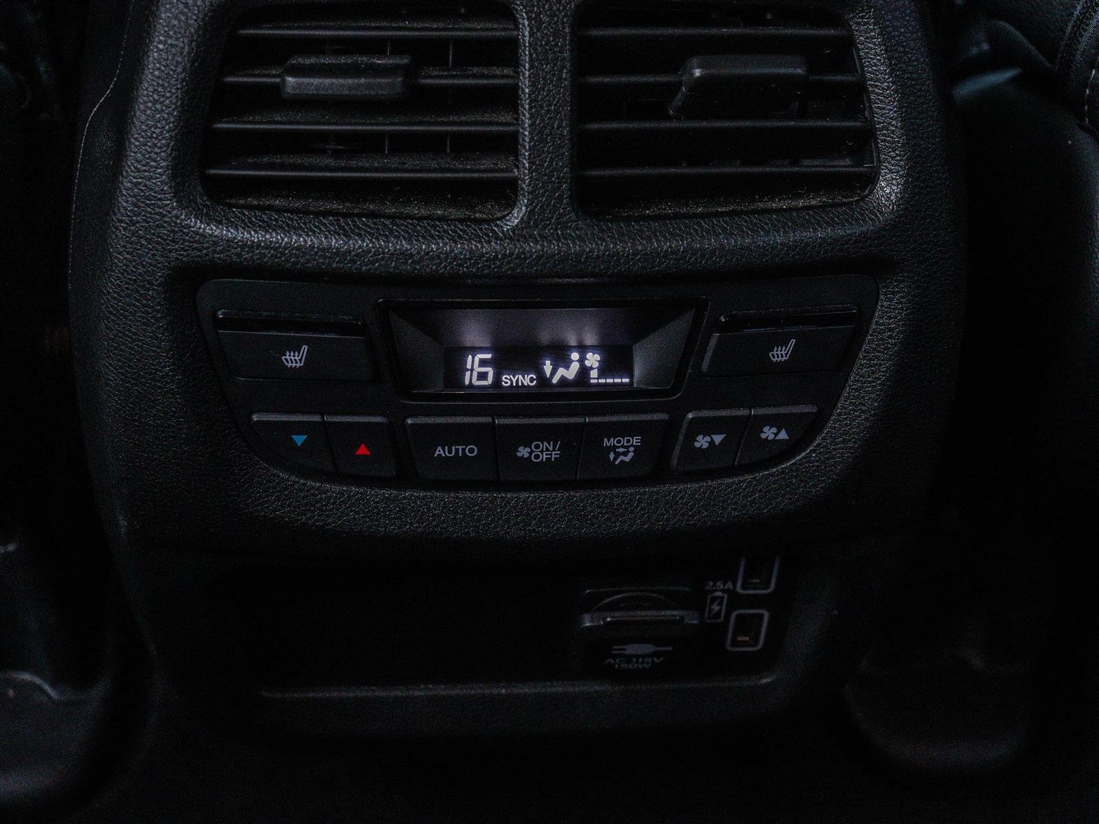 2023 Honda Passport Touring Ottawa & Gatineau - photo #15