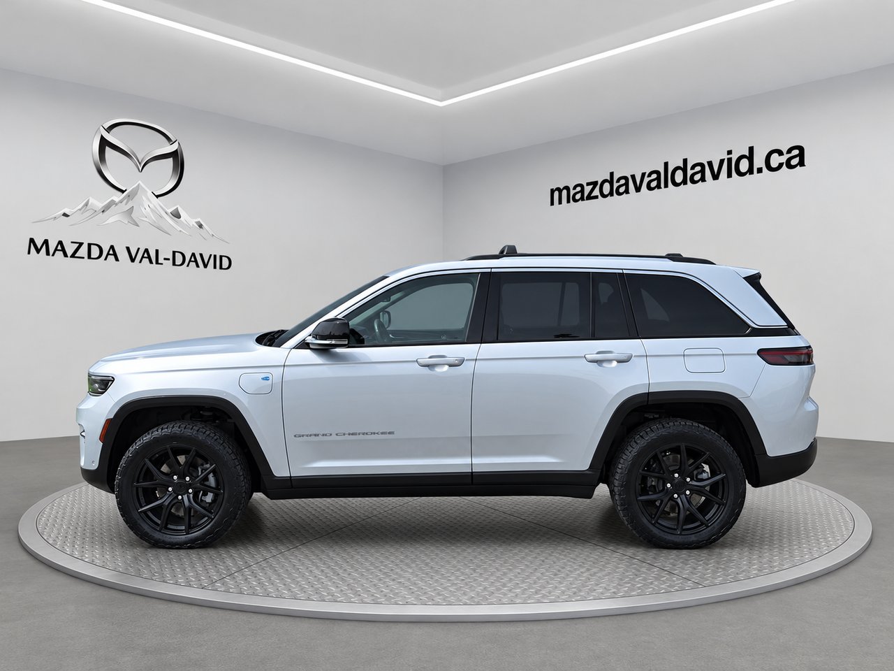 2022 Jeep Grand Cherokee 4xe 4XE Silver Val-David - photo #1