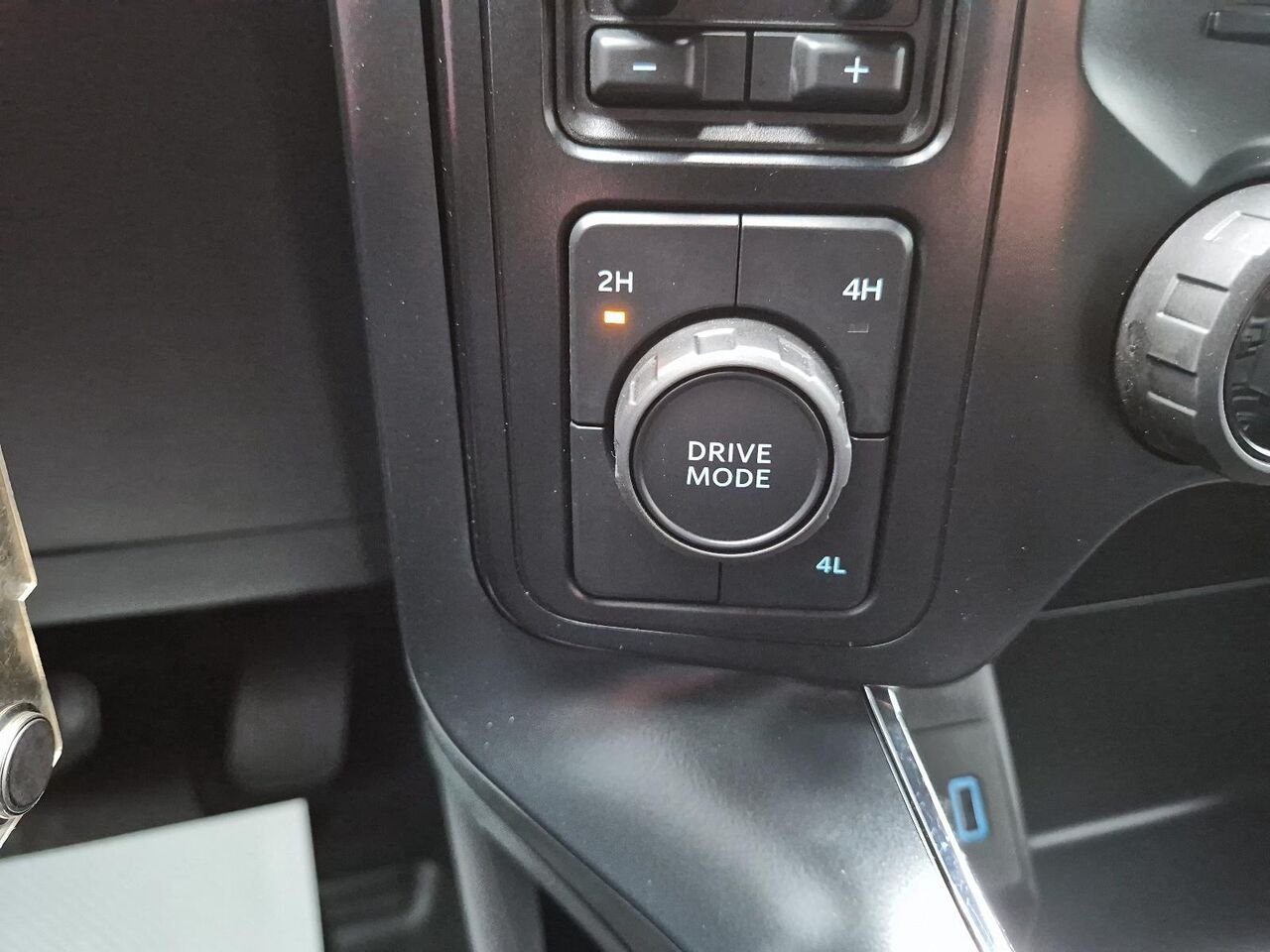 2024 Ford F-150 Black Saint-Jérôme - photo #14