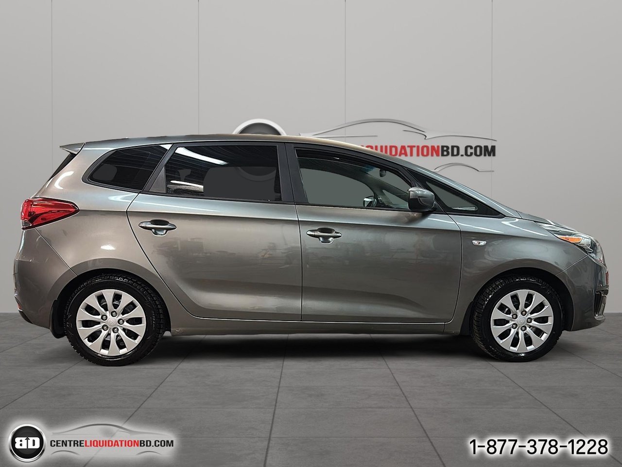 Kia Rondo LX familiale 4 portes BM | A8559 2015 Gris Granby - photo #3