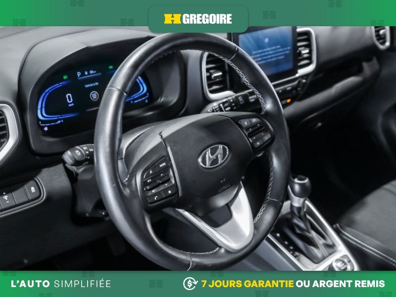 2023 Hyundai Venue Blue Laval - photo #11