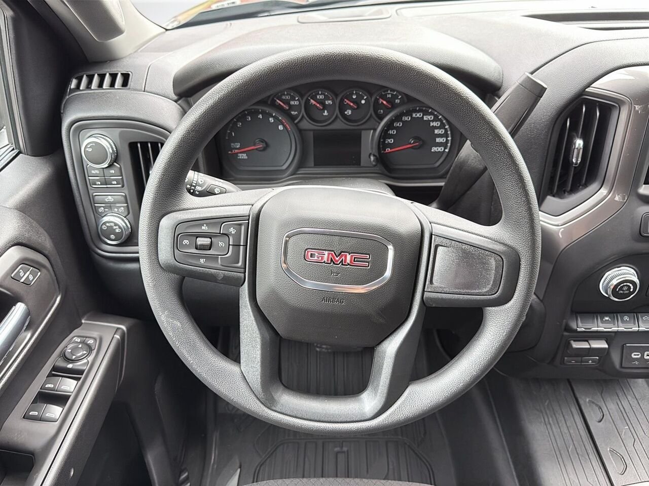 GMC Sierra 1500 PRO 2026 NOIR ONYX Saint-Hyacinthe - photo #17