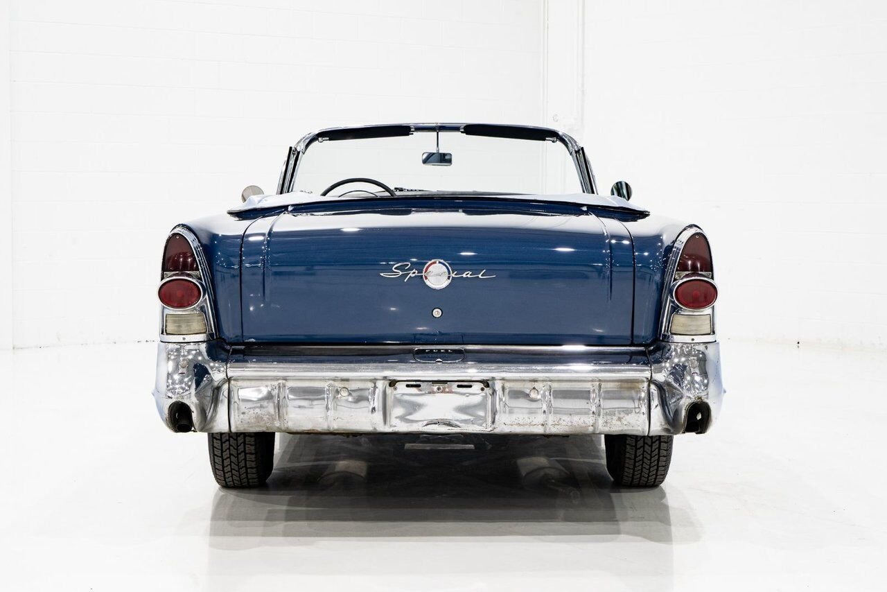 Buick Special 364/300HP NailHead 1 of only 2,056 1957 Bleu Montréal - photo #41