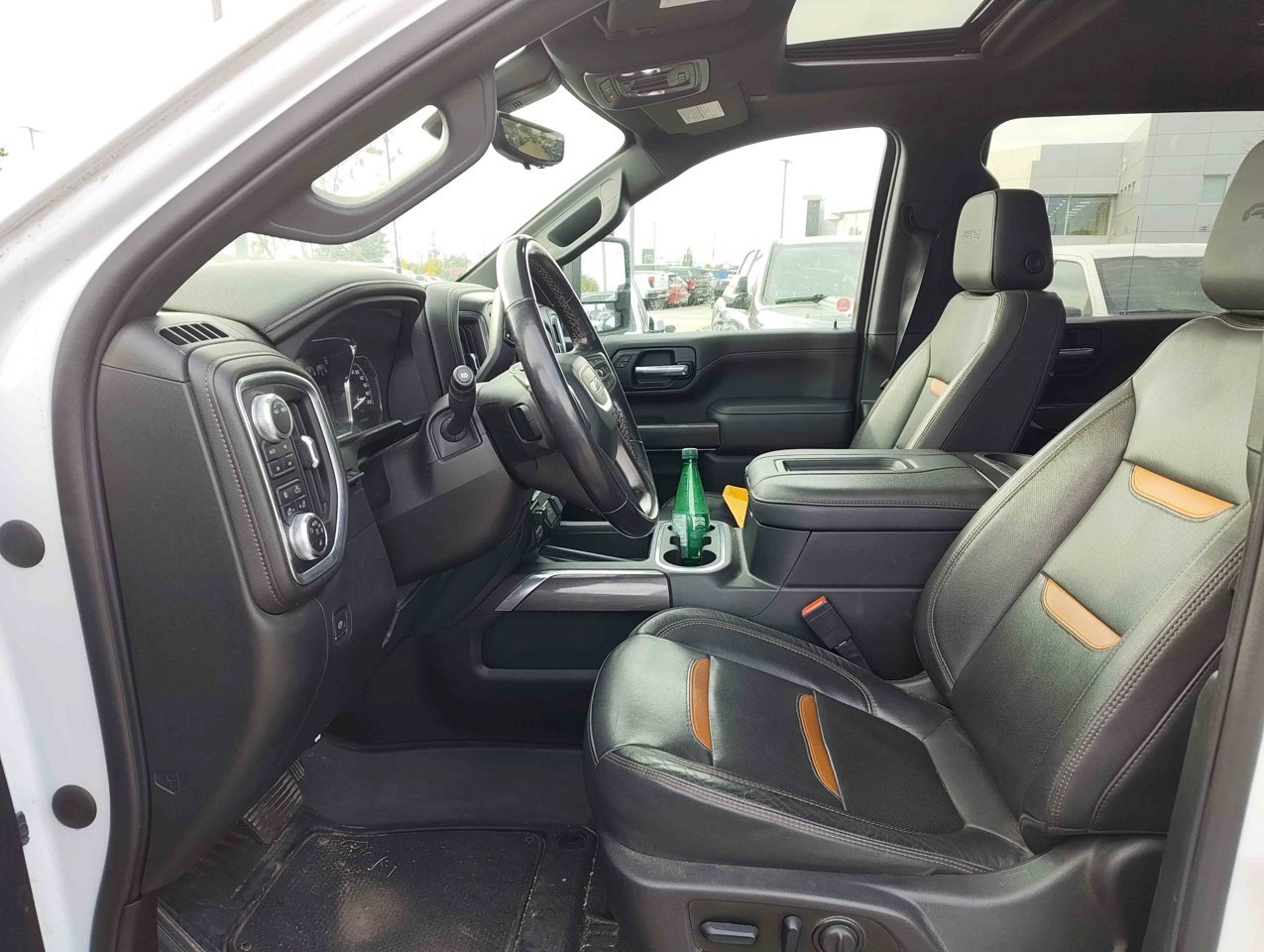 2022 GMC Sierra 3500HD 4WD Crew Cab 159 AT4 White Sherwood Park - photo #6