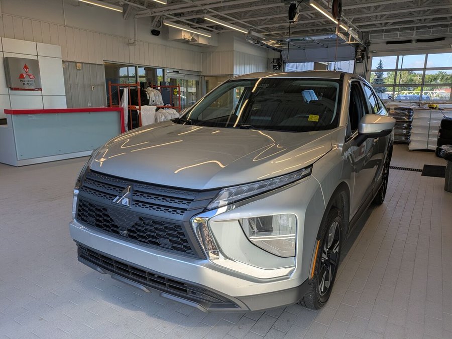 2024 Mitsubishi Eclipse Cross ES AWD Silver