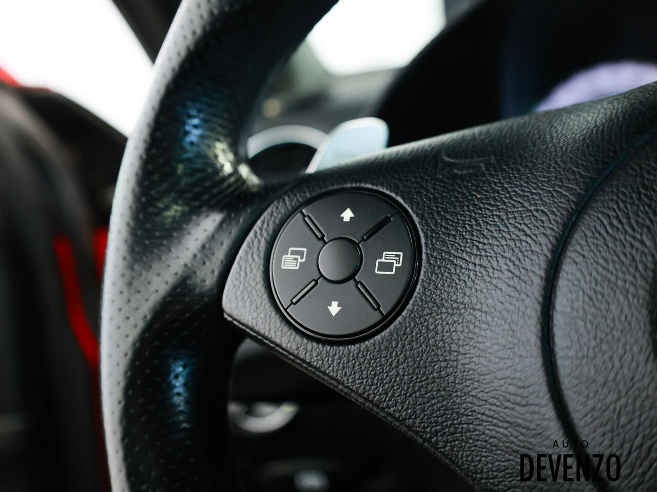 Mercedes-Benz Classe-SL 2009 Rouge Saint-Eustache - photo #12