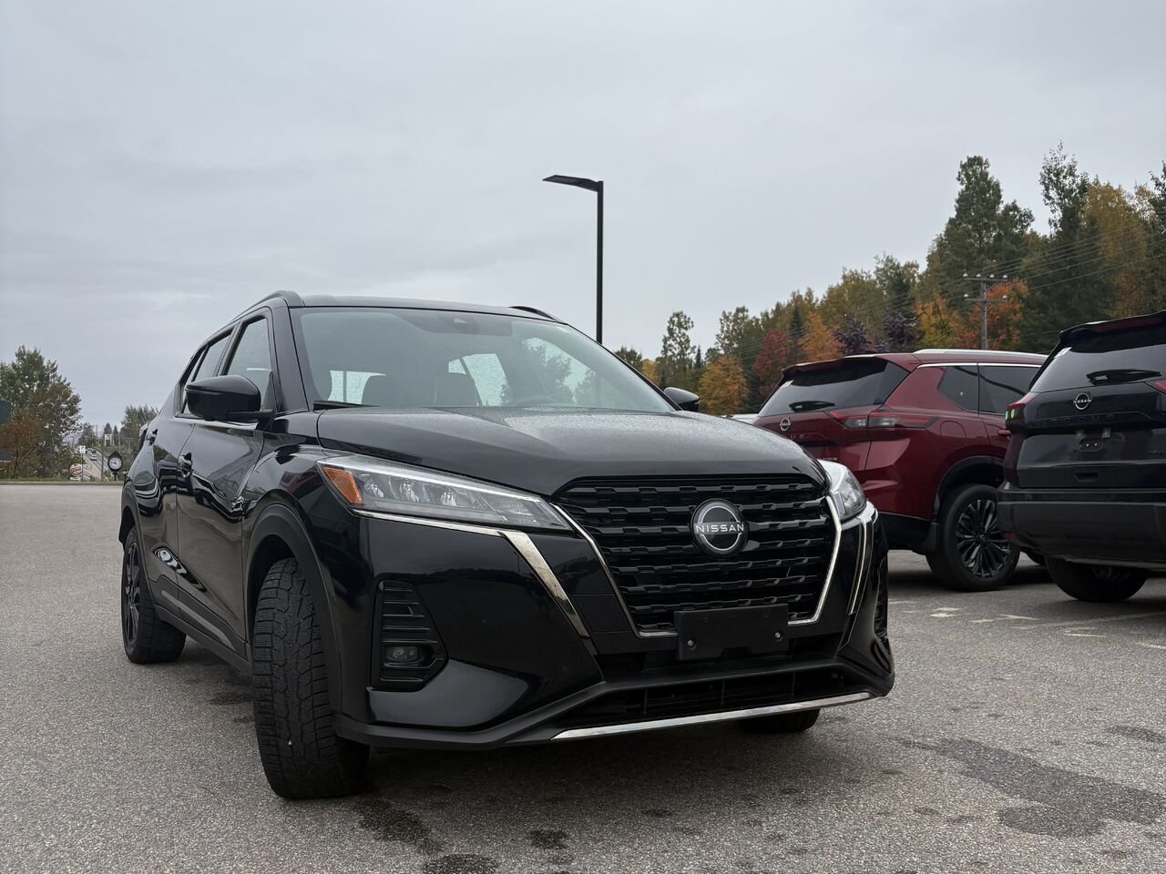 2024 Nissan Kicks SR Black Mont-Laurier - photo #2