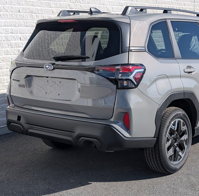2026 SUBARU Forester TOURING River Rock Pearl