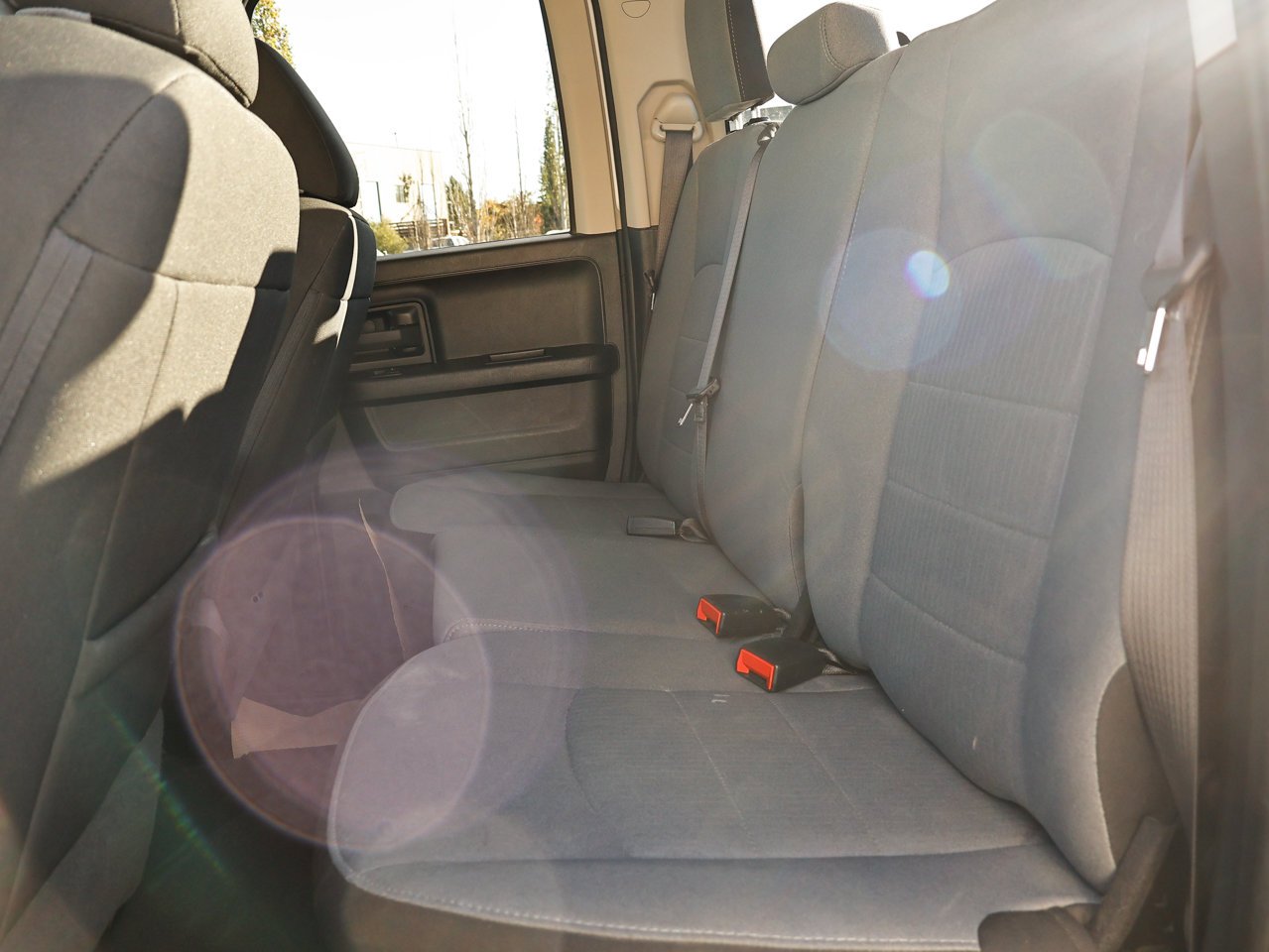 2022 Ram 1500 Classic Express 4x4 Quad Cab 6'4 Box White Sherwood Park - photo #24