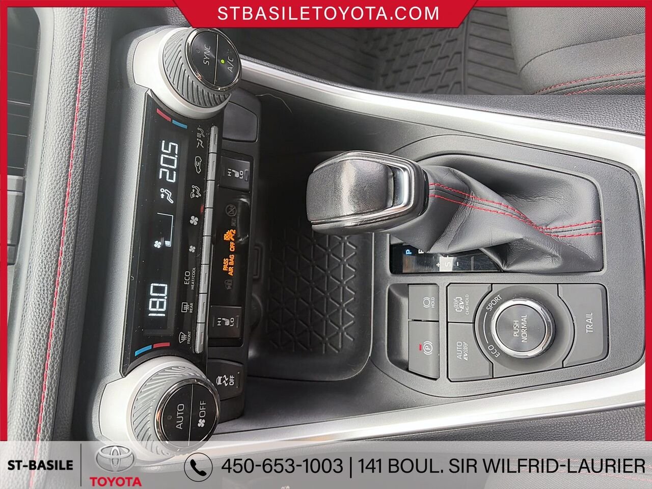 TOYOTA RAV4 PRIME 2023 Blanc Saint-Basile-le-Grand - photo #16