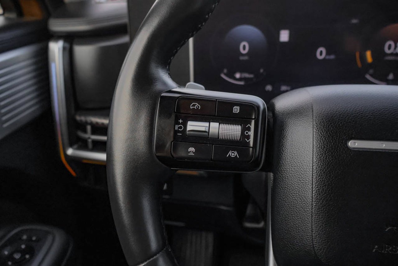 2024 Hyundai Santa Fe Luxury AWD Bronze Sherwood Park - photo #19