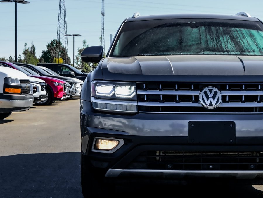 2018 Volkswagen Atlas Execline 4Motion 3.6L 6 Passenger | Panoramic Sunroof Grey