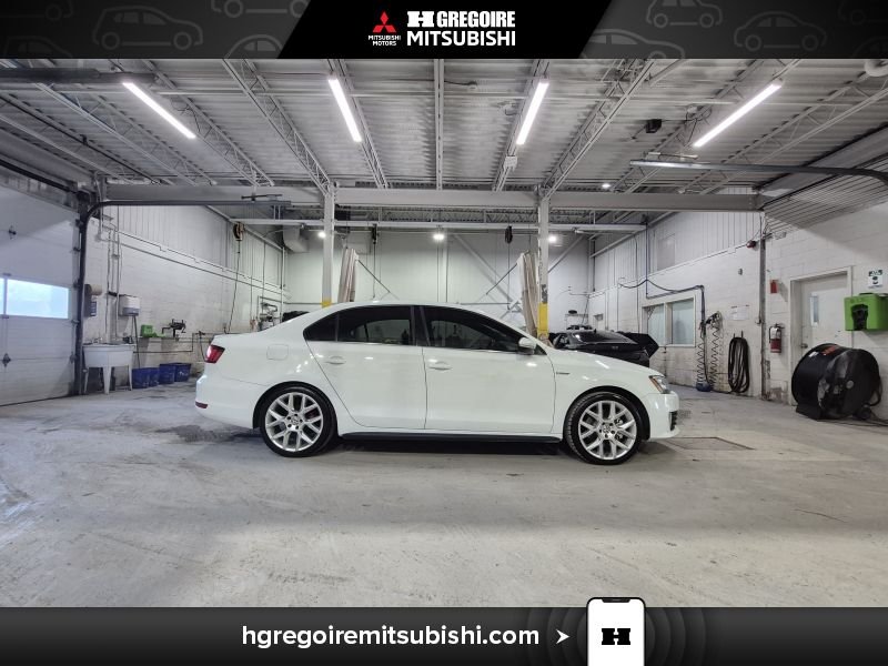 Volkswagen Jetta 2014 Blanc Laval - photo #10
