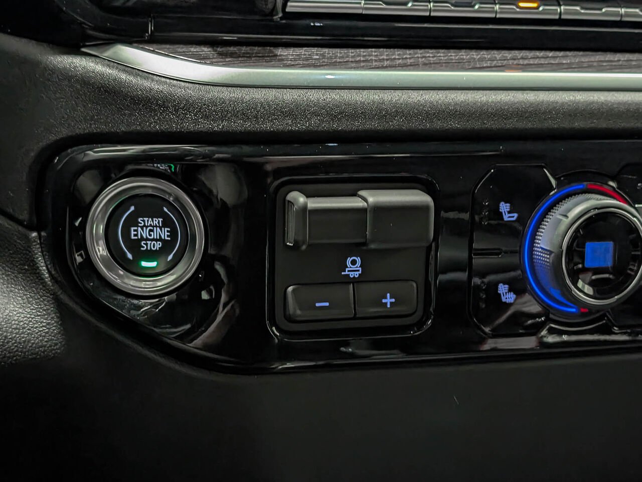CHEVROLET Silverado 1500 RST 4WD Crew Cab Moteur V8 5.3L 2026 Autre Sherbrooke - photo #16