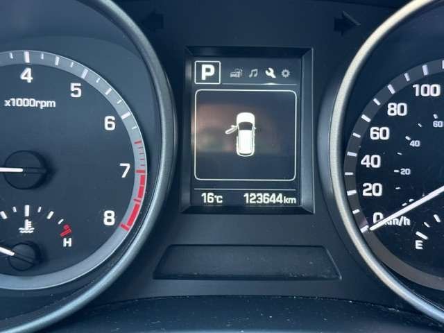 Hyundai SANTA FE 2018 Argent Saint-Basile-le-Grand - photo #5