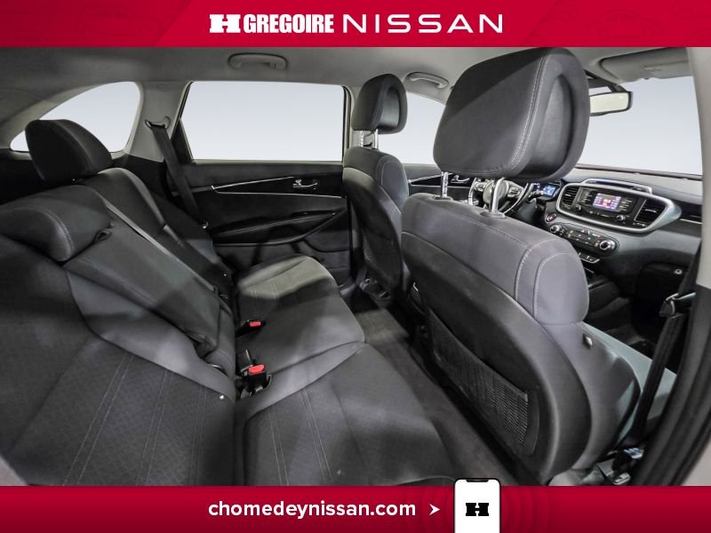 Kia Sorento 2016 Blanc Laval - photo #26