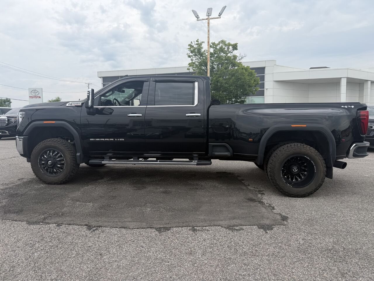 2025 GMC SIERRA K3500 SLT SLT cabine multiplace 4RM 172 po Black Gatineau - photo #13