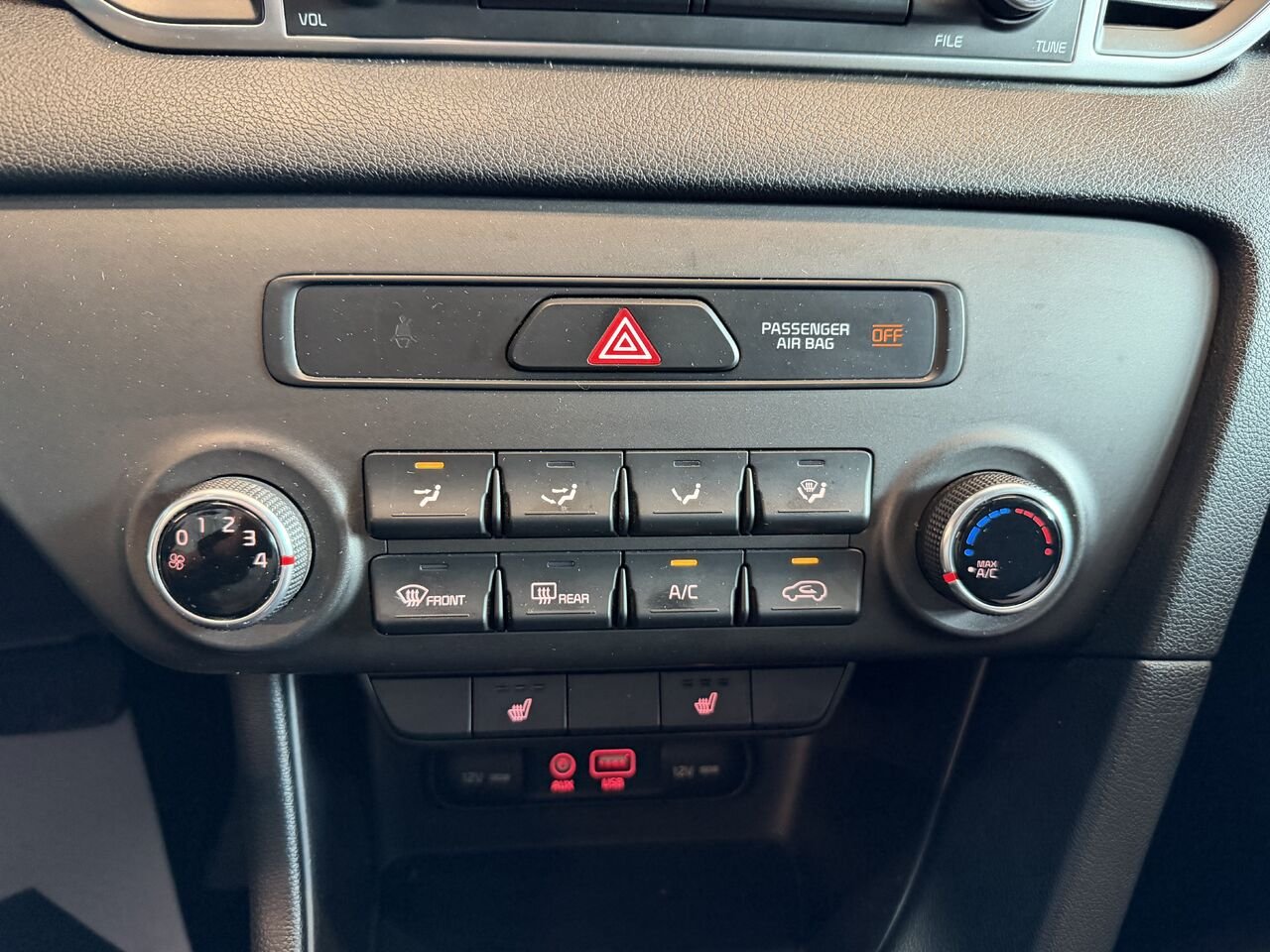 2018 Kia Sportage Silver Saint-Eustache - photo #15